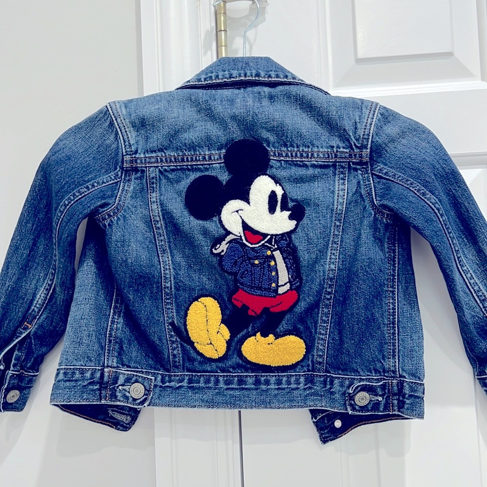 Disney x Gap jeans jacket in size 4